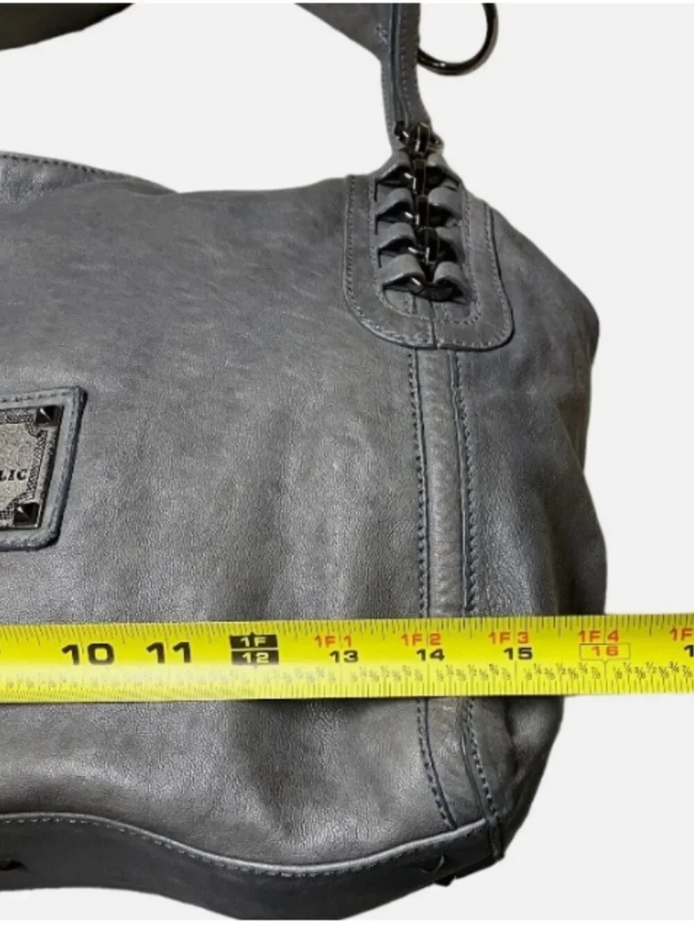 ROCK AND REPUBLIC PEWTER GRAY WEATHERED LEATHER SLOUCH SHOULDER BAG